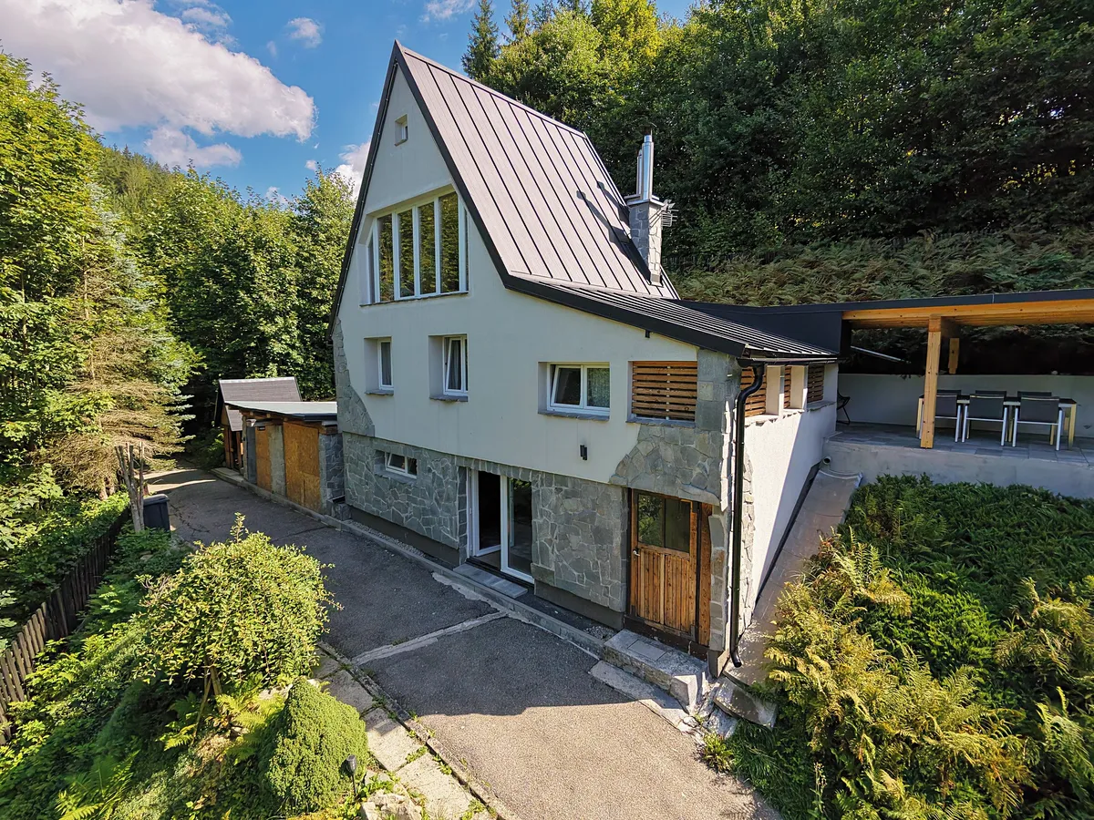 Prodej rodinného domu 104 m², pozemek 1048 m²